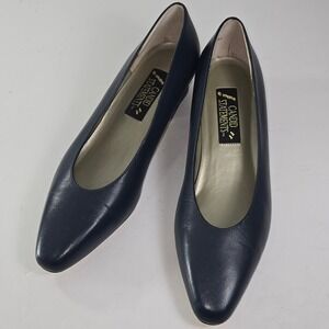 Candid Statements Navy Blue Leather Pointed Toe Block Heel Pumps Women's Size 9M